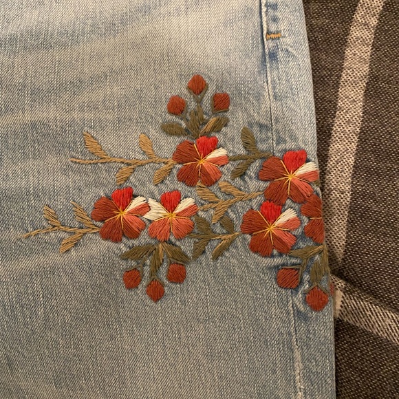 Citizens of Humanity Jeans with Embroidery - Picture 3 of 10